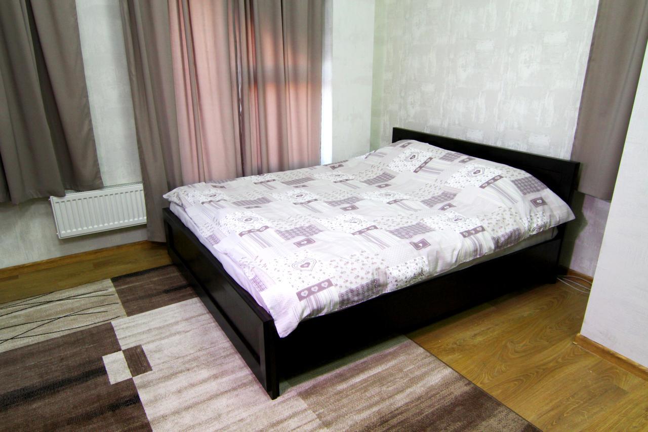 Apelsin Apartment Bila Tserkva Exteriör bild